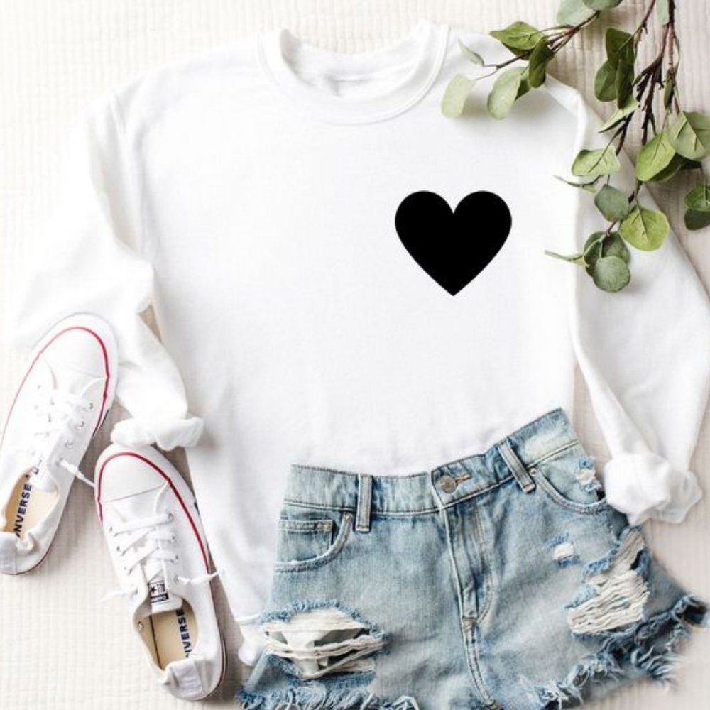 NEW W/TAGS  Black glitter heart on white graphic sweatshirt